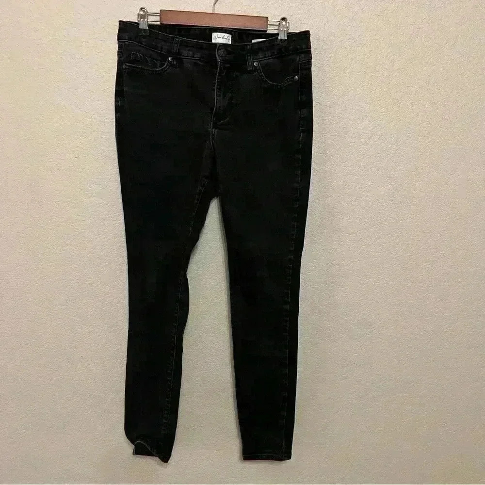 Wonderly black mid-rise skinny ankle jeans size 6R